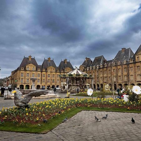 Le Petit Ardennais ชาร์เลอวิลล์-เมซิแยร์ ภายนอก รูปภาพ