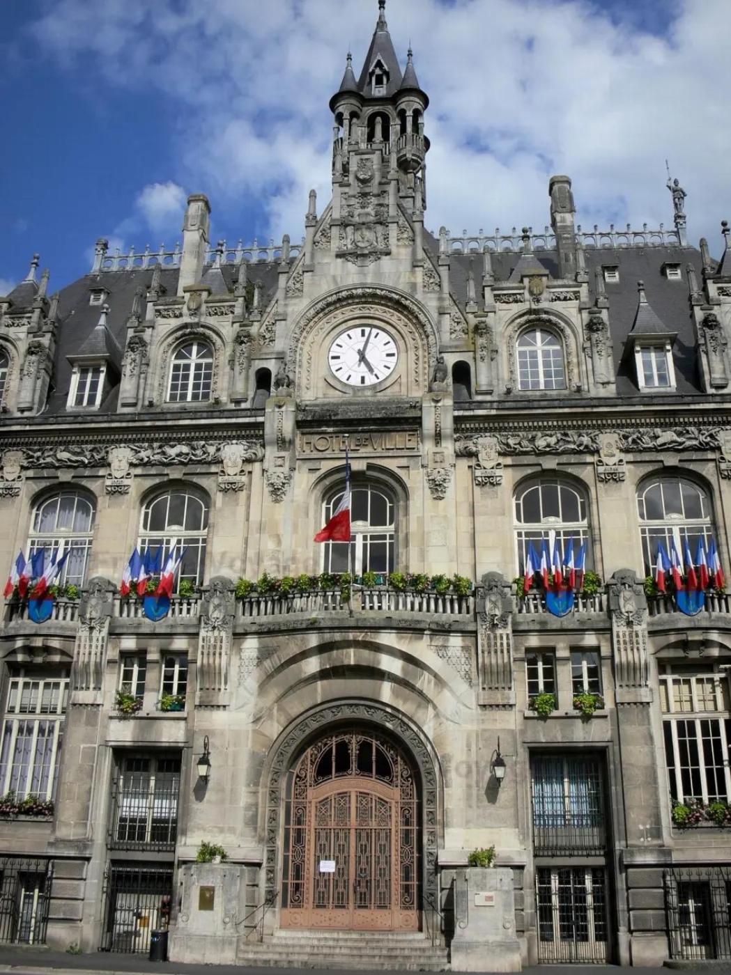 Le Petit Ardennais ชาร์เลอวิลล์-เมซิแยร์ ภายนอก รูปภาพ